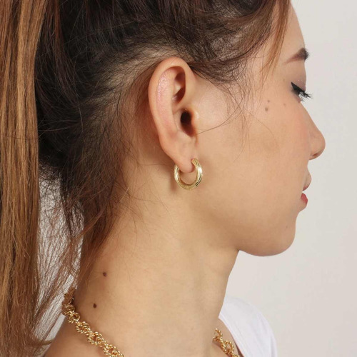 Brinco Ouro 18k 750 Feminino Ponta De Coração Elegante Luxo - Imagem 2