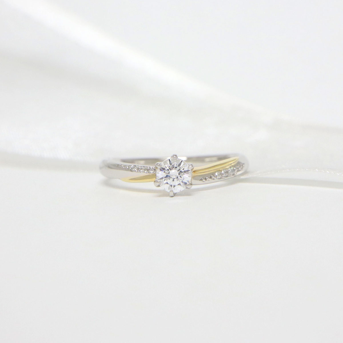 Anel Noivado Lua Ouro Branco & Amarelo - Imagem 2